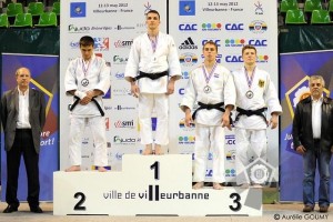 Junior Degen op het podium in Lyon