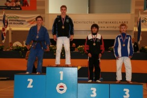 Junior Degen op het podium