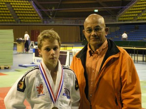 Junior Degen met bronzen medialle